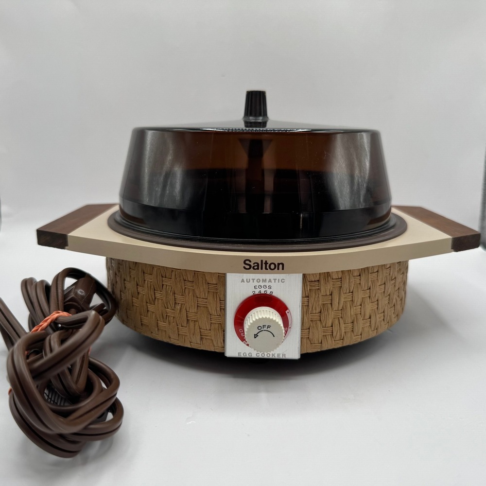 Salton Egg Cooker Cosmopolitan ER-2 Brown Vintage 8-Egg Automatic Poacher MCM